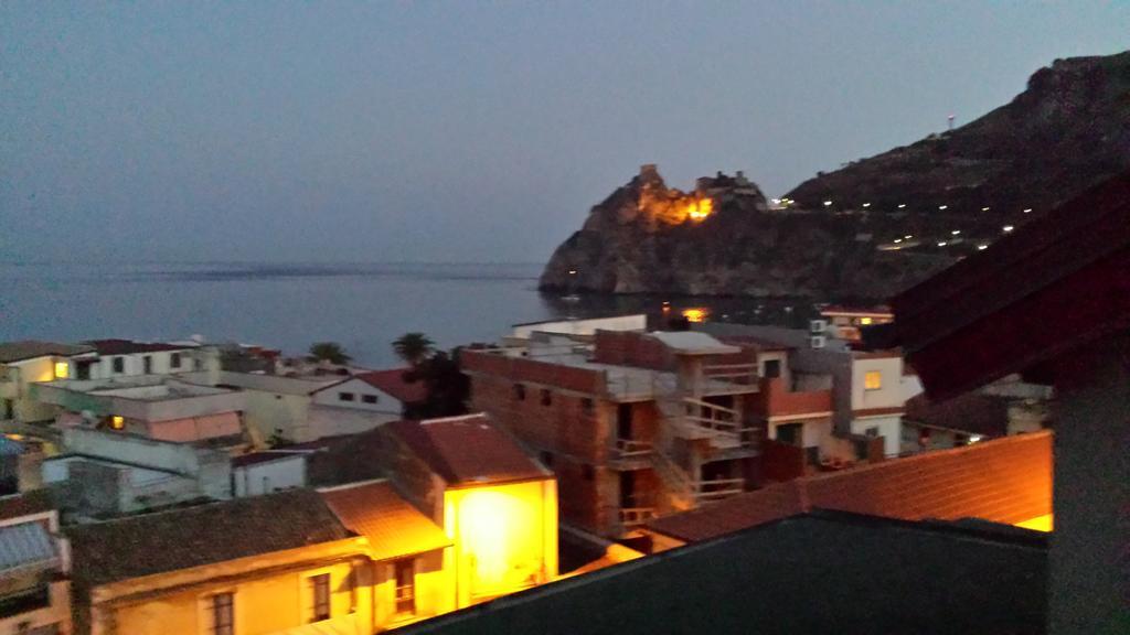 B&B Capo Sant'Alessio Sant'Alessio Siculo Exterior foto
